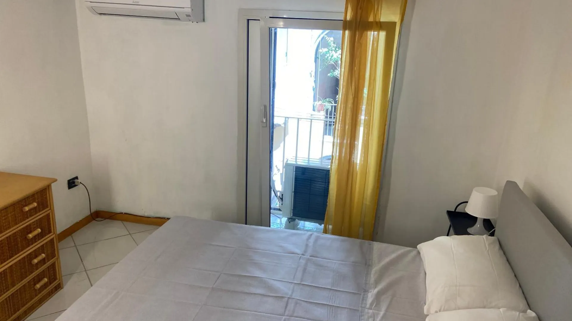 Holiday home Dimora Tribunali 236 Naples